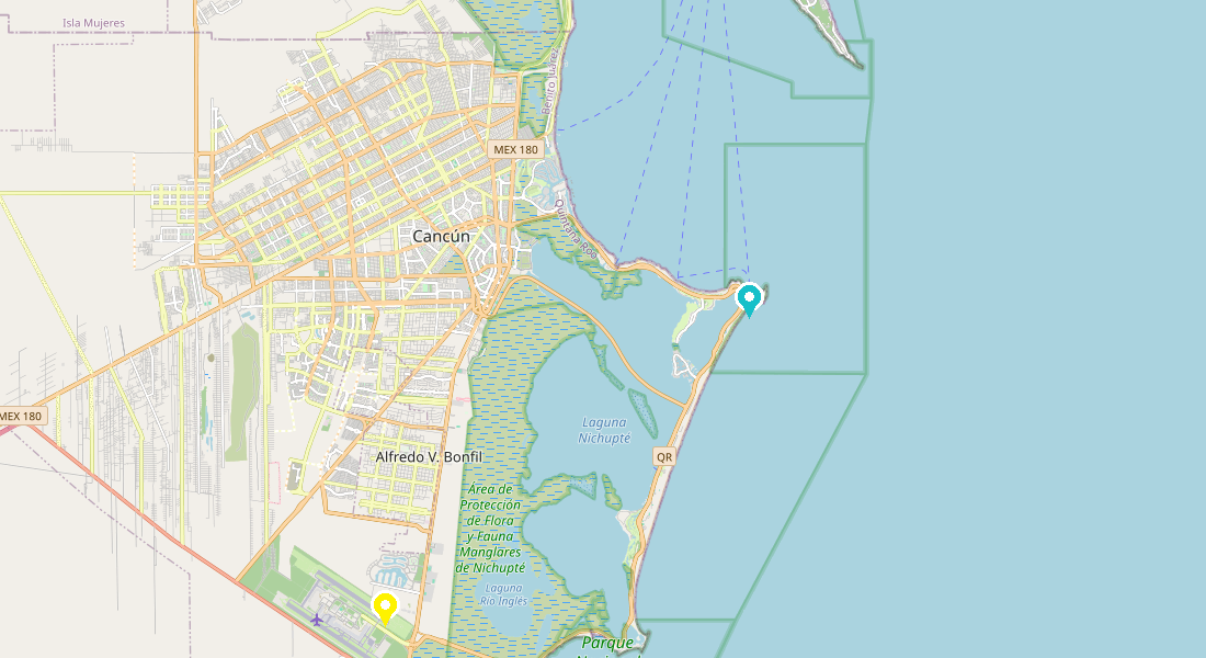 Map of Cancún showing the resort hotel zone and the rink location beside the outlet centre